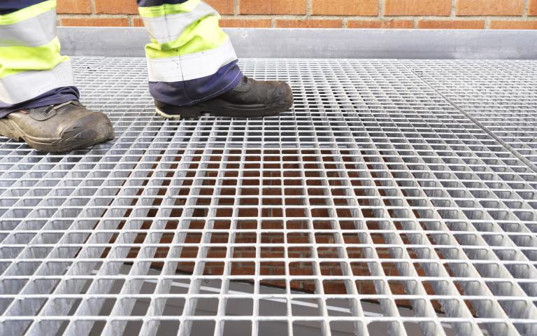 Stock grating